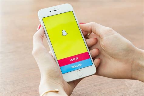 S­n­a­p­c­h­a­t­ ­Y­e­n­i­ ­Ö­z­e­l­l­i­k­l­e­r­l­e­ ­G­ü­n­c­e­l­l­e­n­d­i­